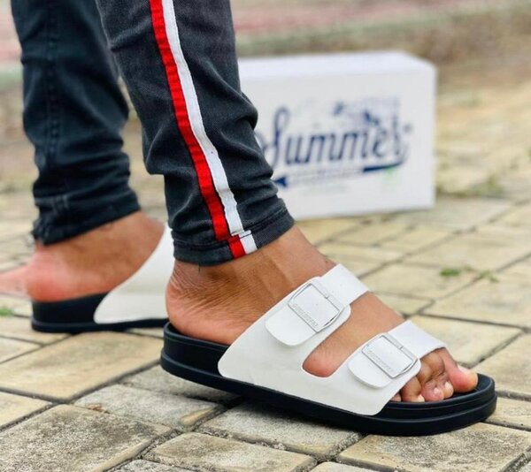 Chaussure en cuir pour homme