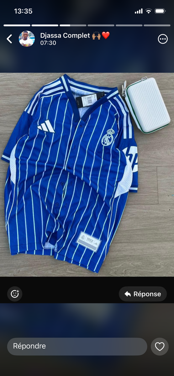 Maillot de football authentique