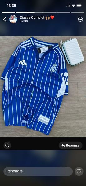 Maillot de football authentique