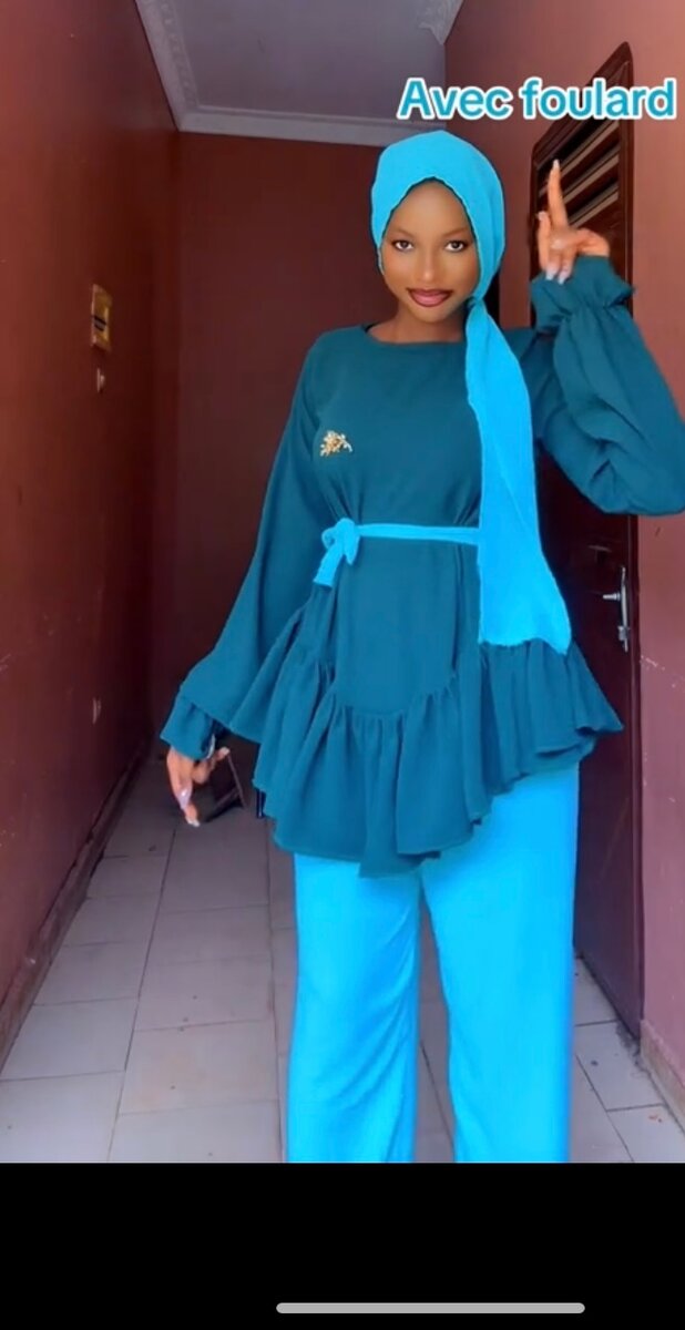 Ensemble élégant femme