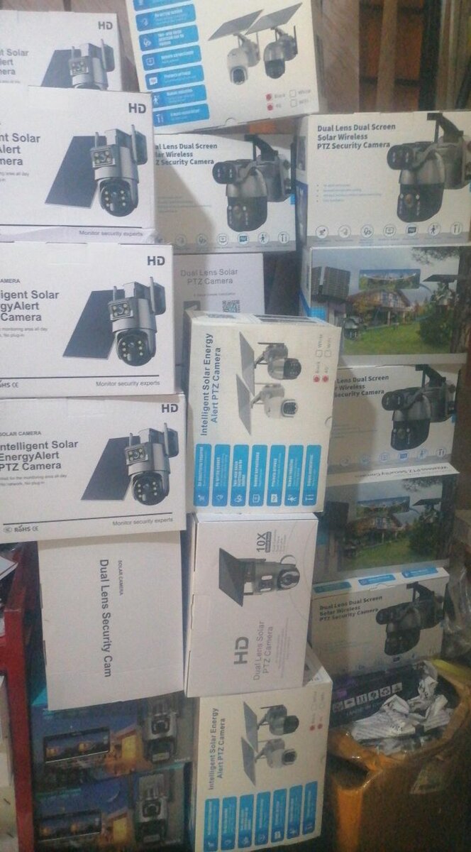 Dual Lens Ptz and Dual panel solar system camera