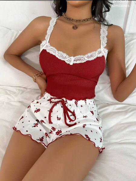 Ensemble pyjama en dentelle