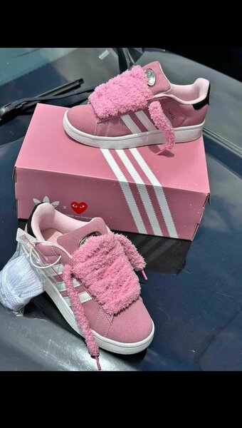 Baskets roses peluche tendance