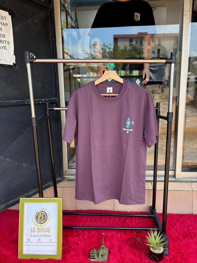 T-shirt unisexe violet à imprimé