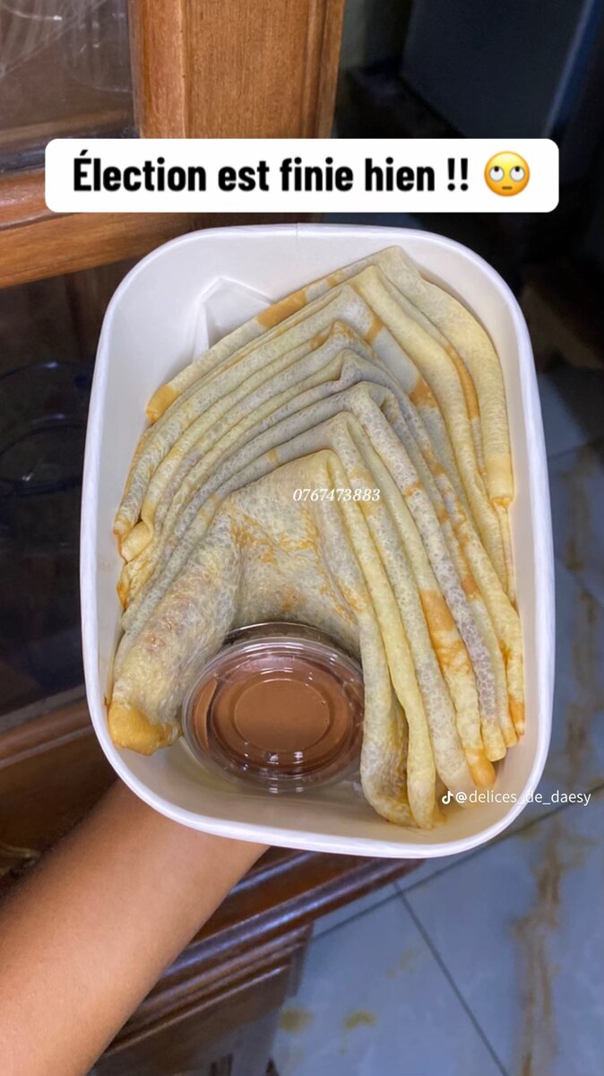 Crêpes moelleuses avec sauce