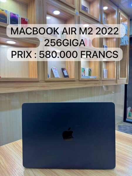 MACBOOK AIR M2 2022