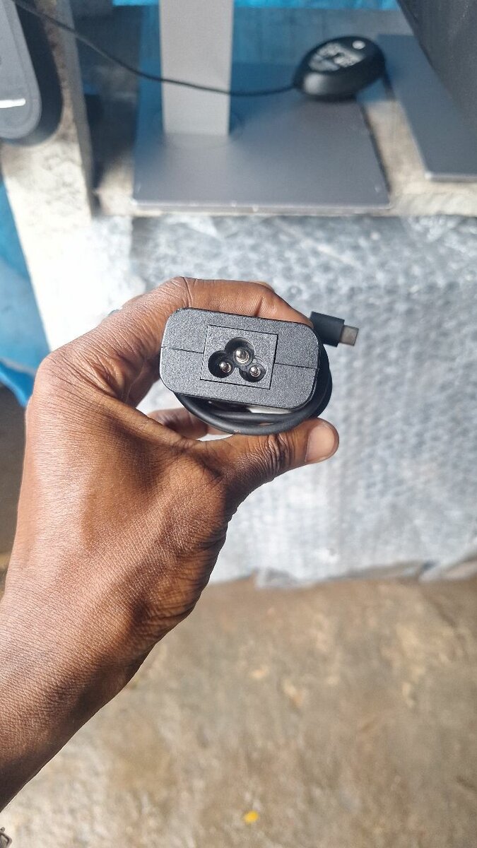 CHARGEUR DELL Type-C 65W