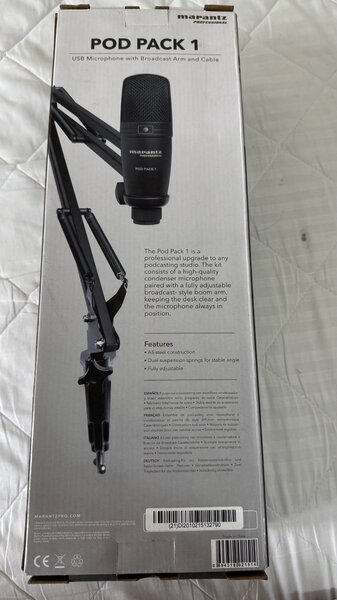 Микрофон профессиональный, настольный.