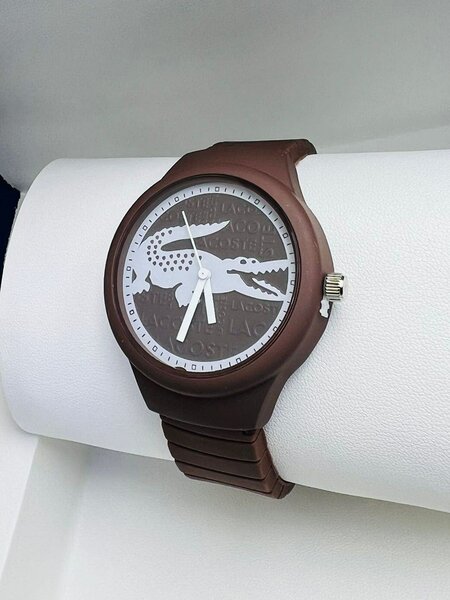 Montre sportive crocodile