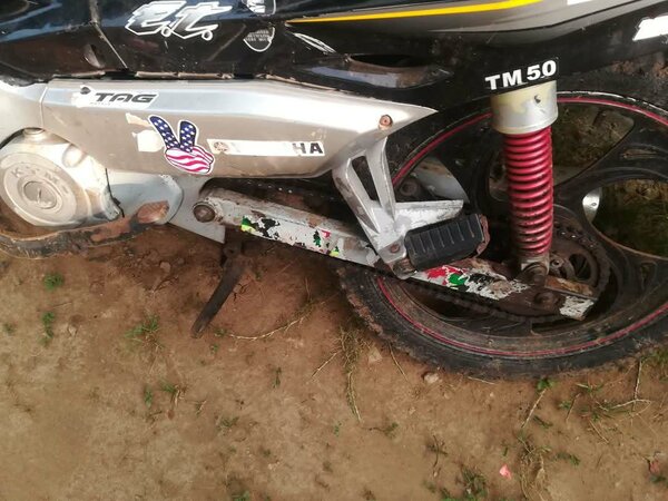 Moto vendu pour les pièces