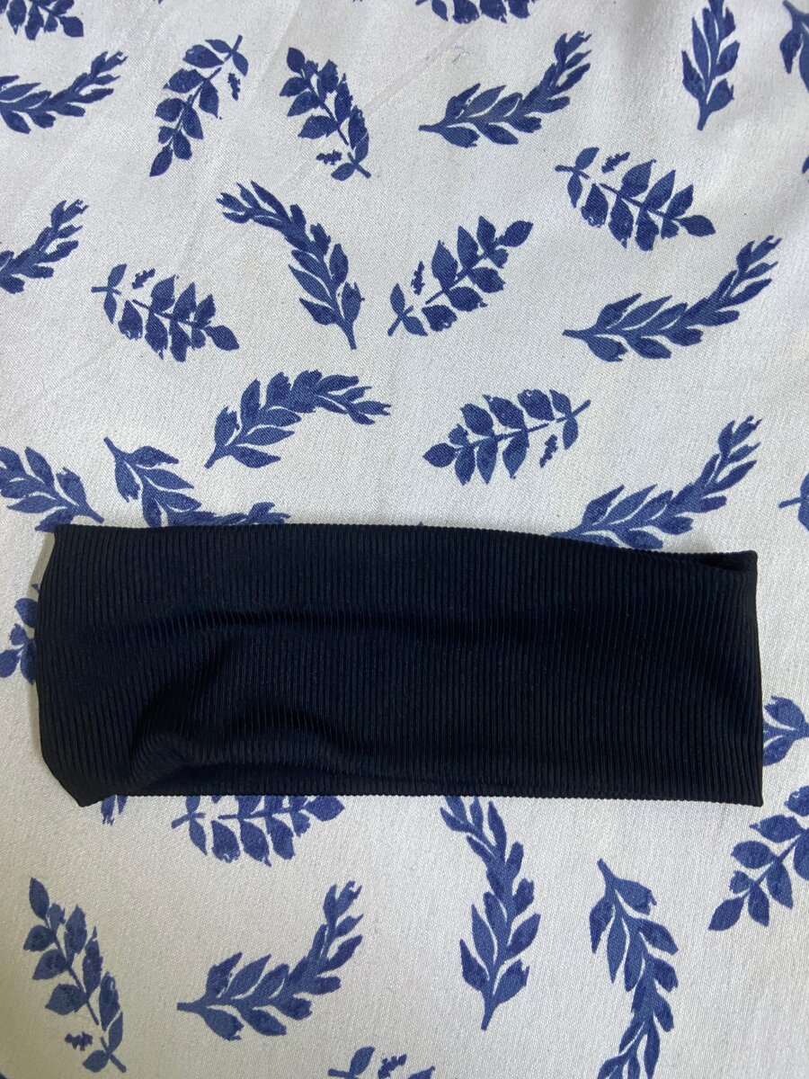 Bandeau noir élastique