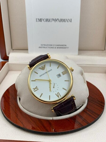 EMPORIO ARMANI LEATHER WATCH