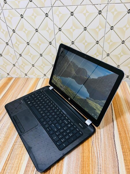 *HP PAVILION TS-15*
