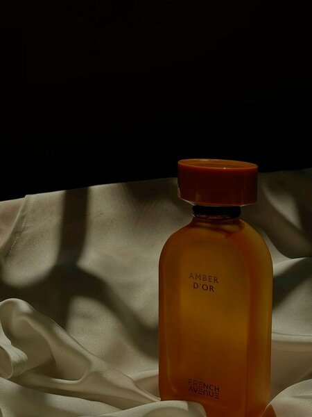 Parfum Ambré D'Or Élégant