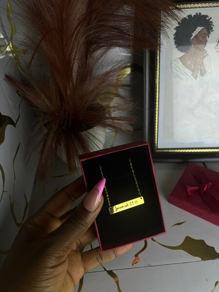 Collier Plaque Gravée Doré