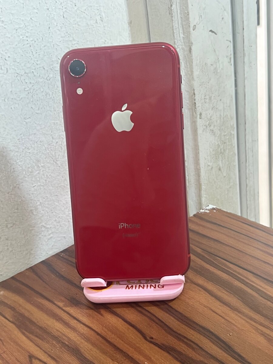 iPhone XR 64gb san id