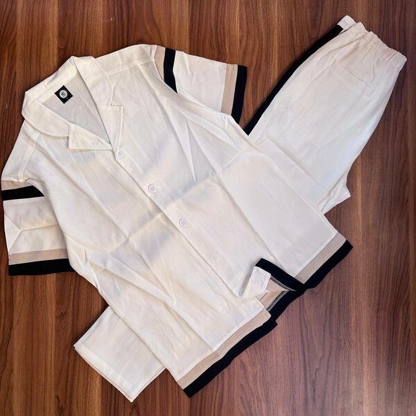 DESIGNER TOP AND DOWN