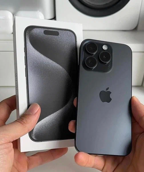 iPhone 15 pro Max 512gb