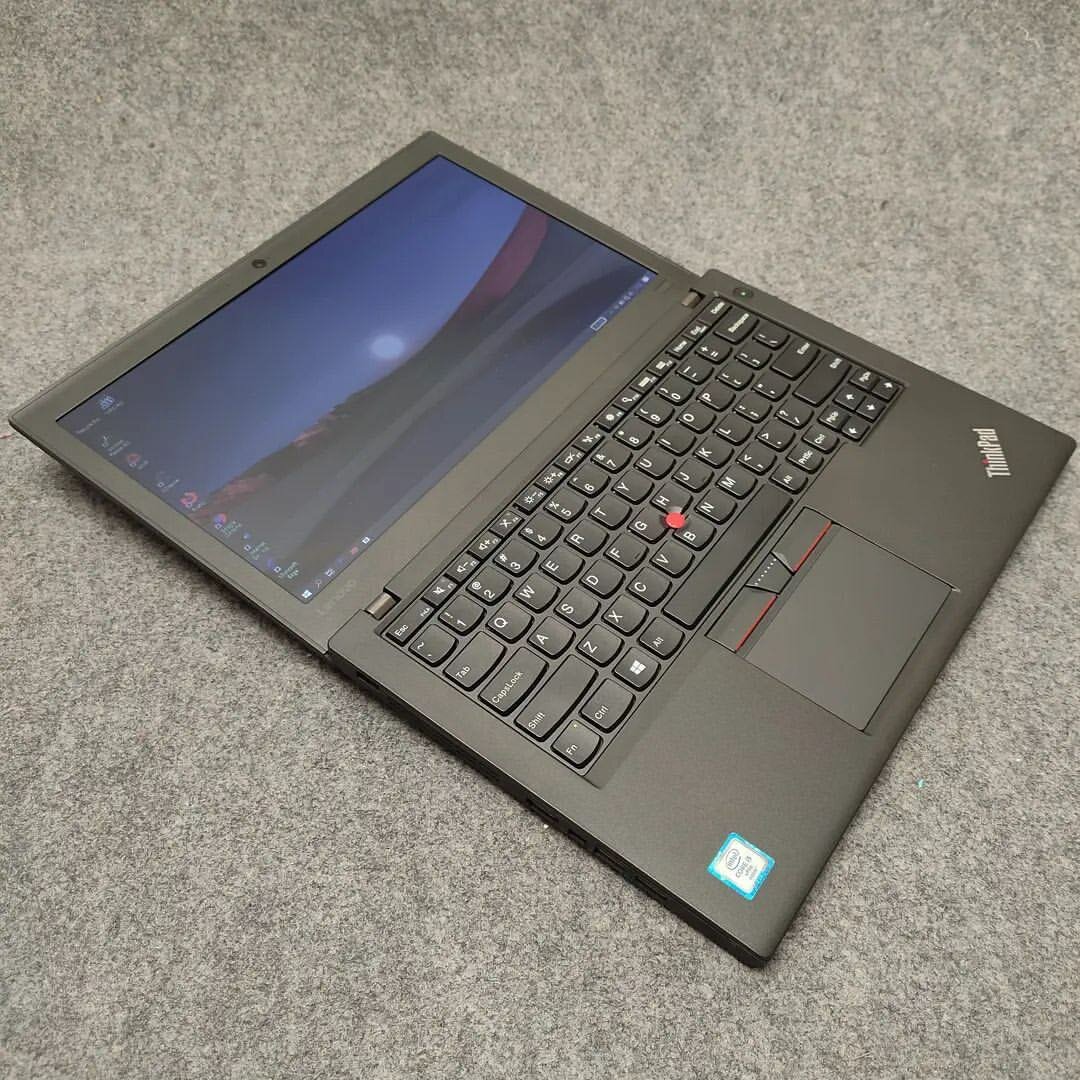 Lenovo Thinkpad x270