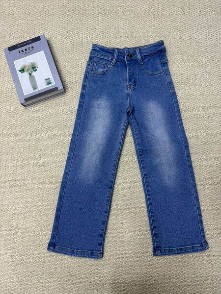 Jean droit pour enfants