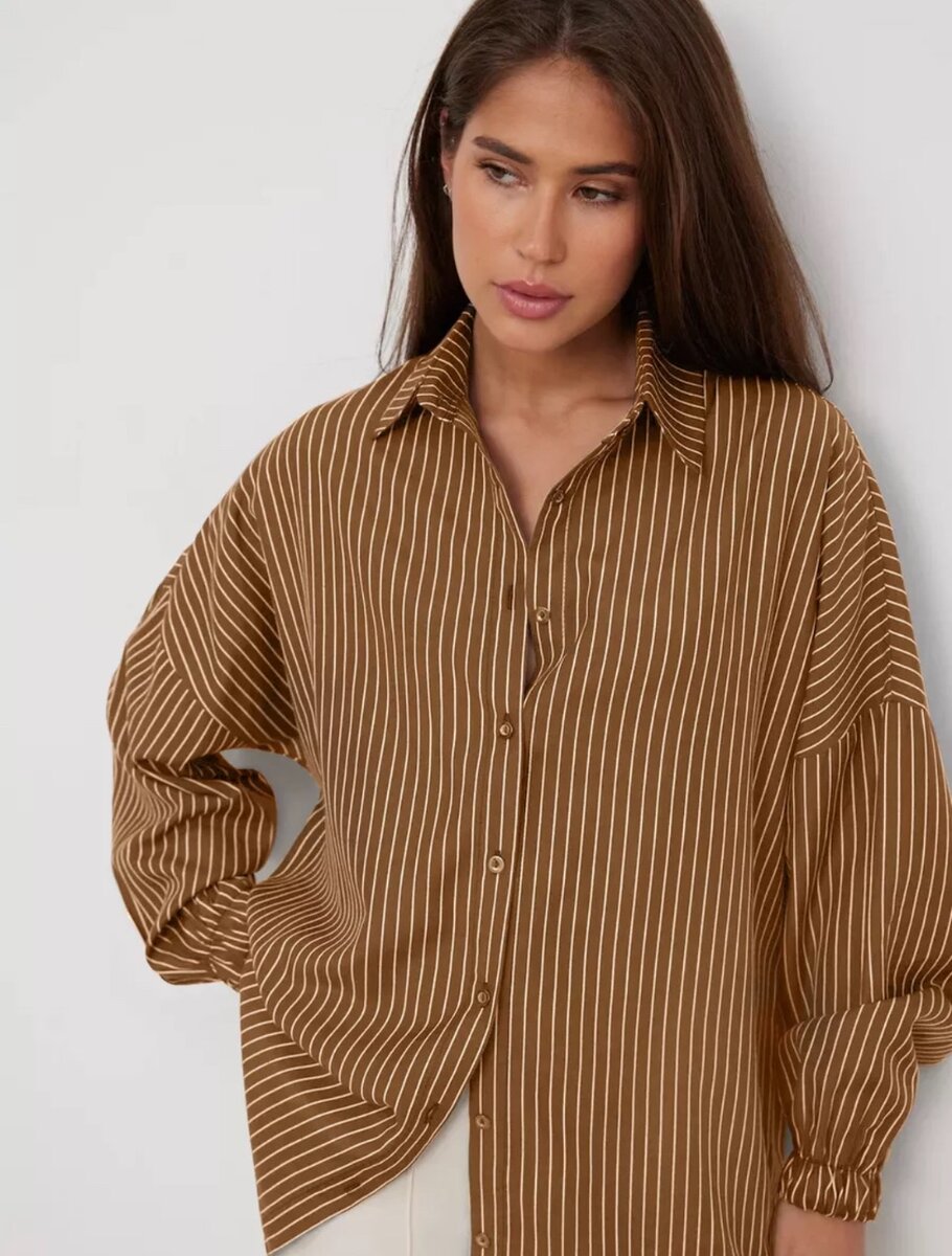 Женская рубашка оверсайз. Размеры S,M