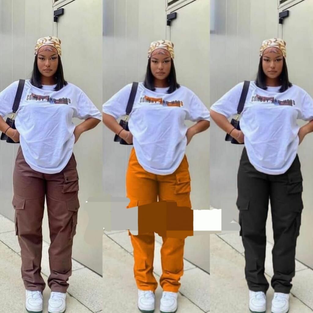 T-shirt et pantalon cargo