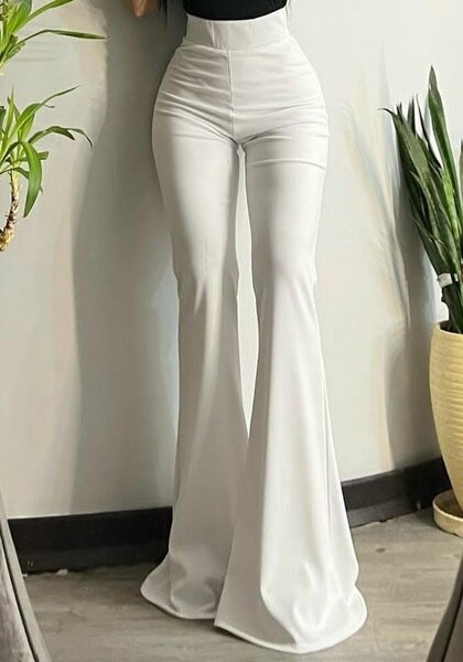 Pantalon évasé taille haute chic