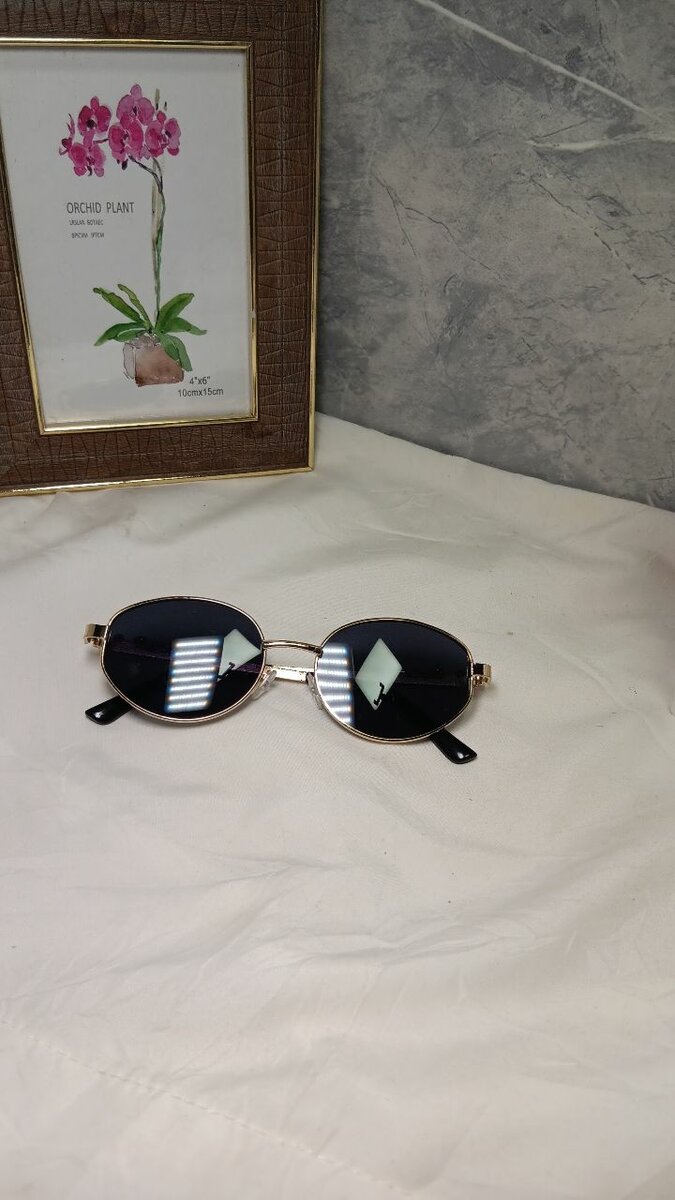 Lunettes de soleil et de vue élégantes