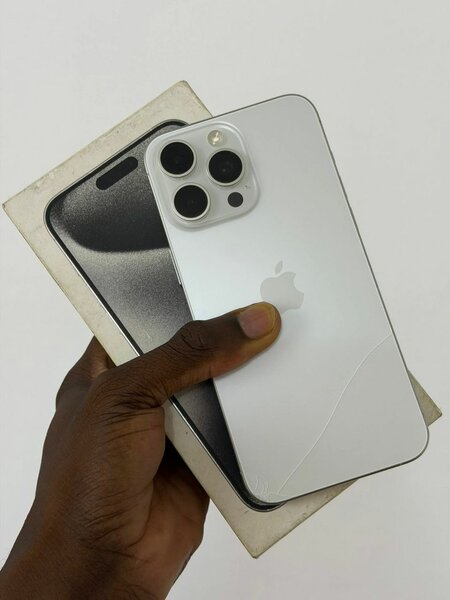 iPhone 14 Pro Argent