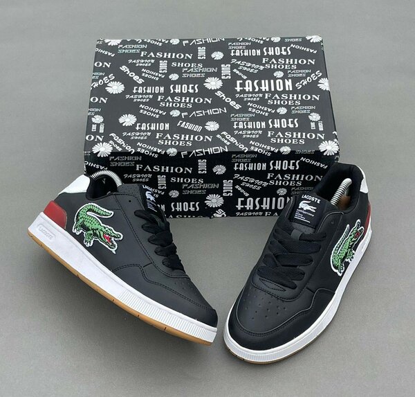 Sneakers en cuir noir tendance