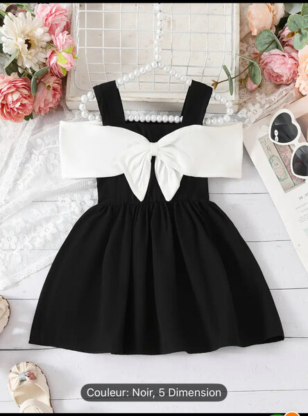 Robe enfant noire avec nœud