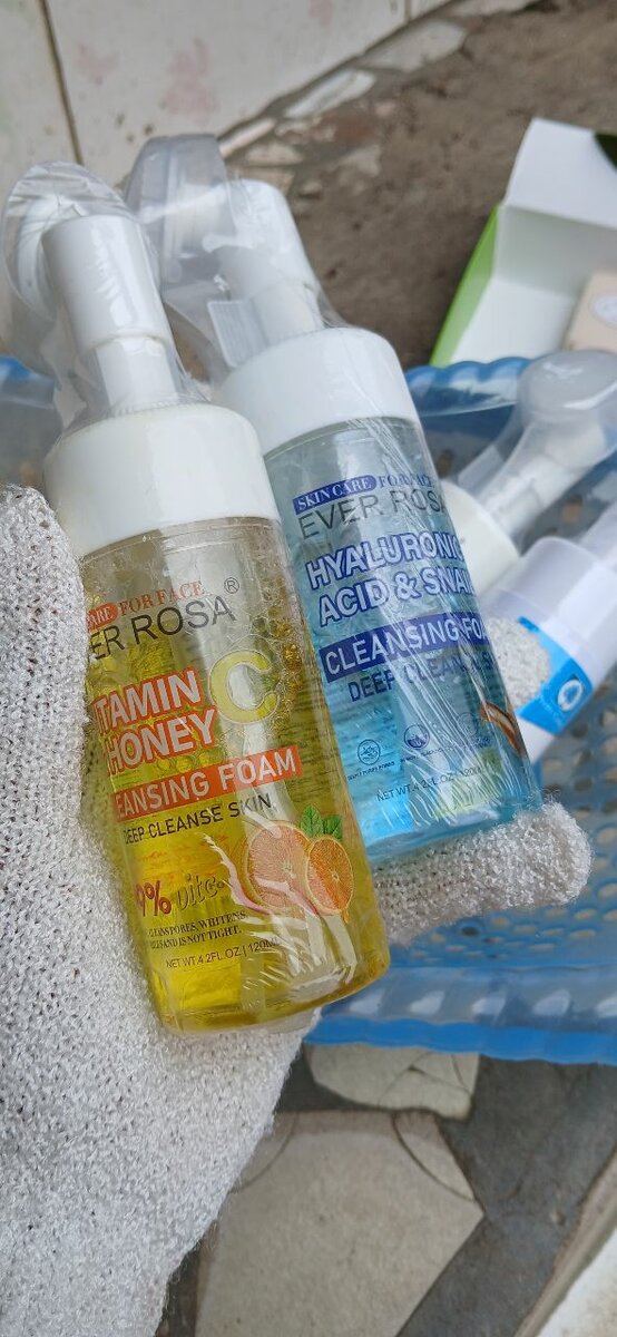 Mousse Nettoyante Visage Vitamine