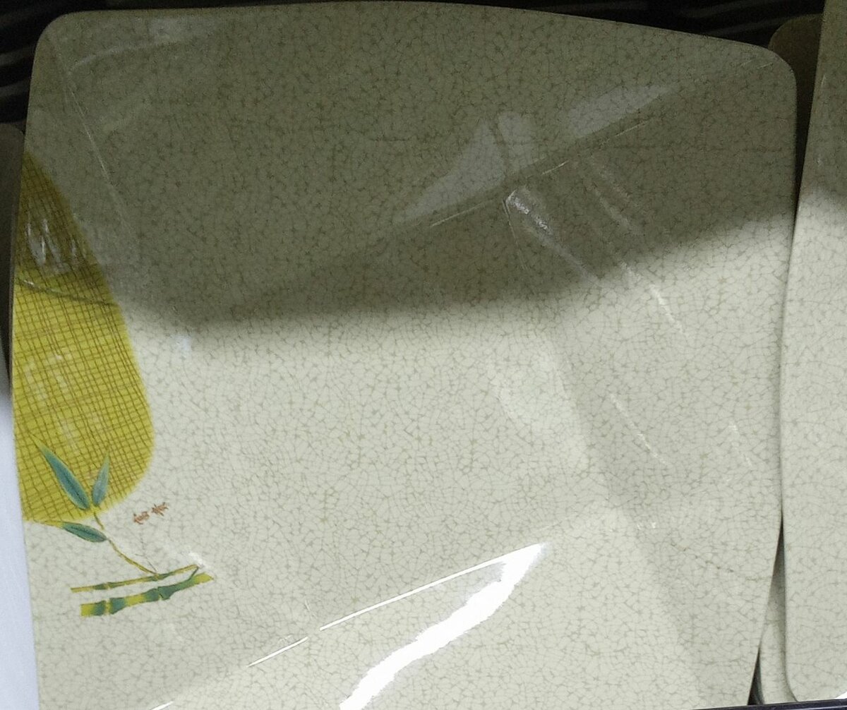 Assiette Carrée en Céramique