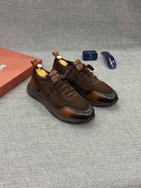 Baskets Homme cuir élégant