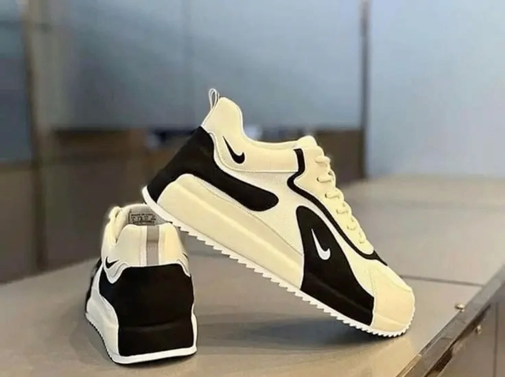 Baskets Homme en Cuir Noir et Blanc