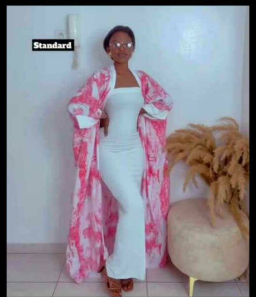 Robe longue blanche élégante