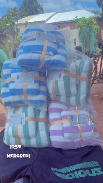 Couvertures Douces à Rayures