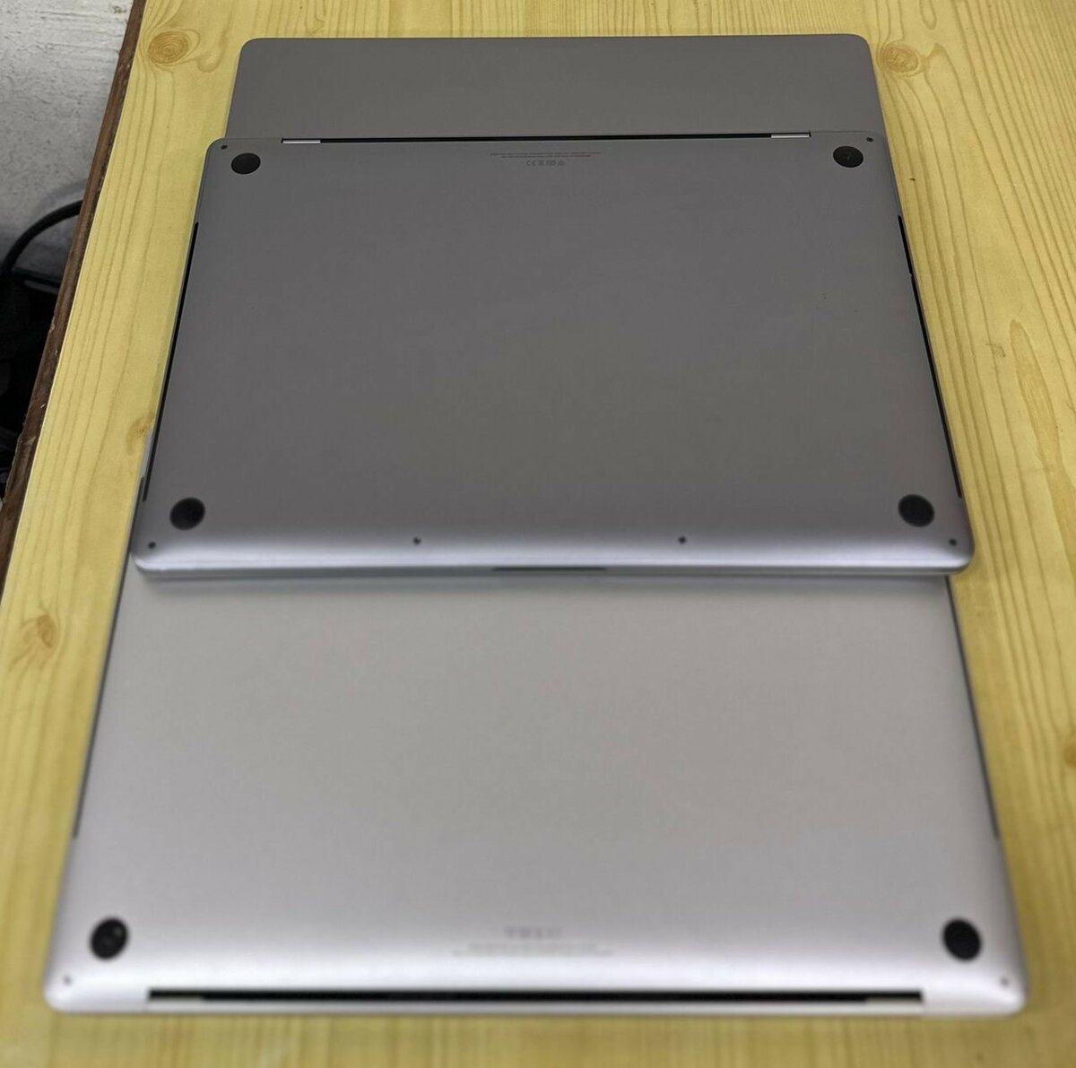 MacBook Pro 2019 TouchBar i9 16GB 1T