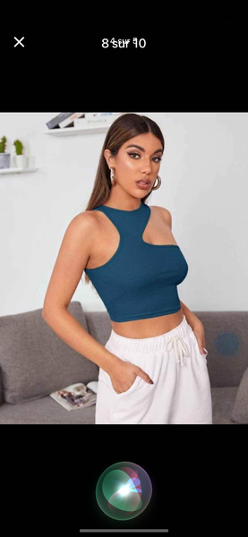 Débardeur rouge asymétrique