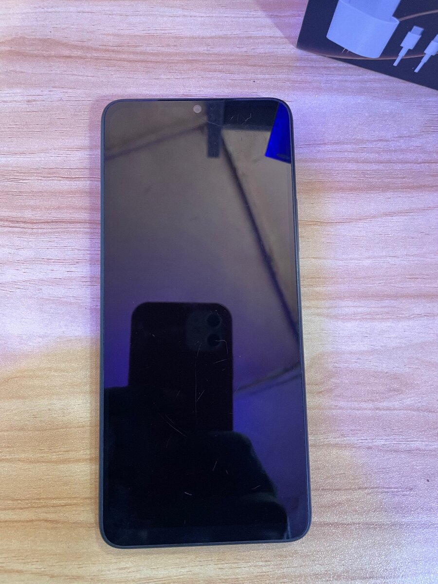 REDMI A 3X 128Giga 4Ram