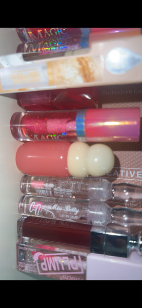 1 brillant à lèvre