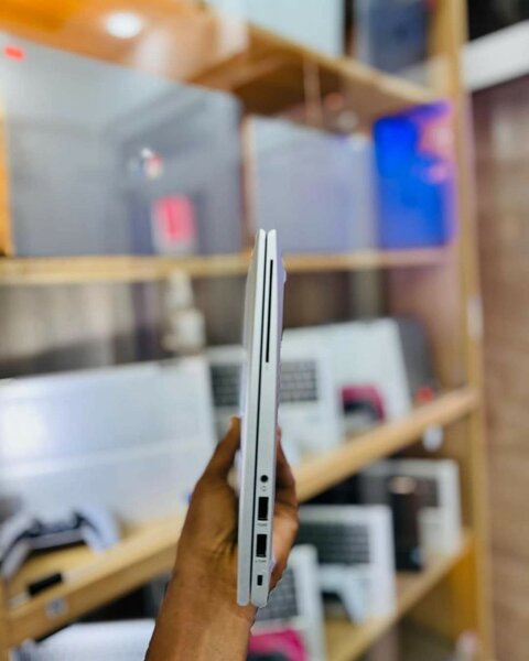 HP ELITEBOOK 380 G7 INTER CORE i5