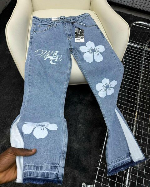 Jeans créatifs brodés