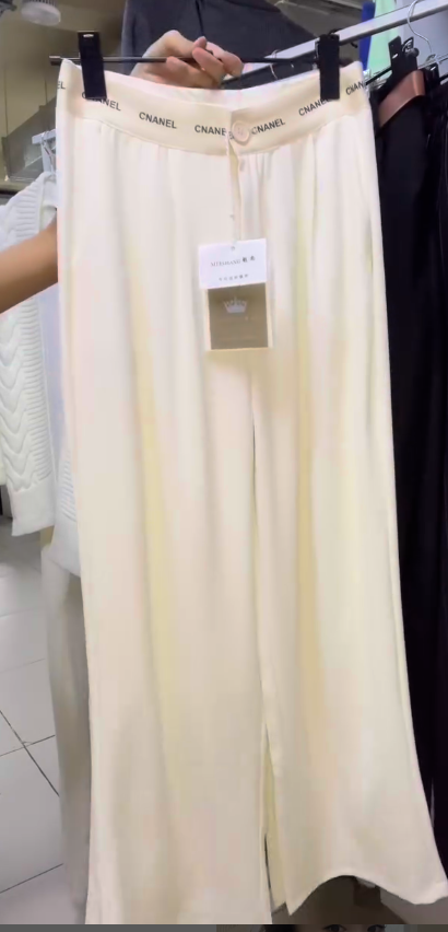 Брюки белые