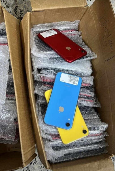 iPhone XR en Couleurs Variées