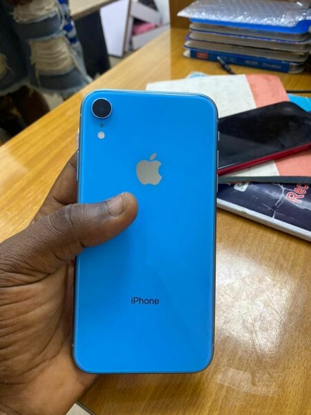 iPhone XR Bleu Débloqué