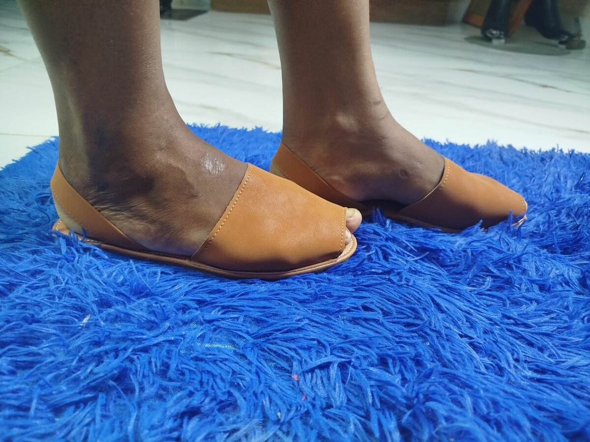 Chaussures en cuir pour femme