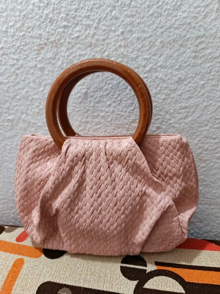 Sac à main élégant en cuir