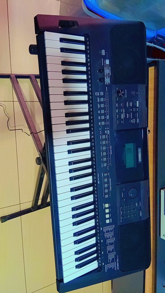 Clavier Yamaha PSR-E463