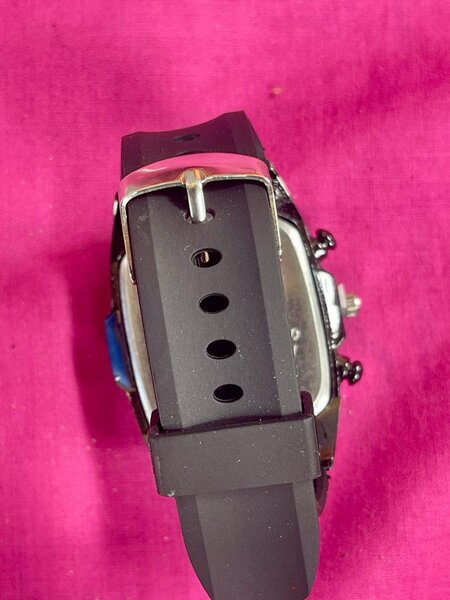 Montre bracelet élégante